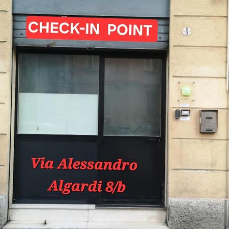 Via Matteotti & Via Carracci Apartments Bologna Exterior photo